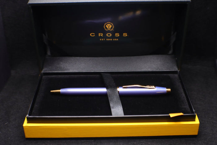 Pen in a Cross branded box on a black background
